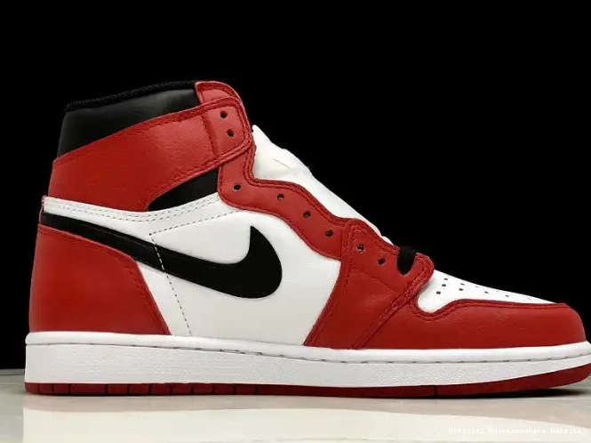 Official Maikesneakers 1 